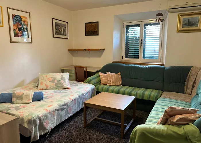 Hana Appartement Makarska